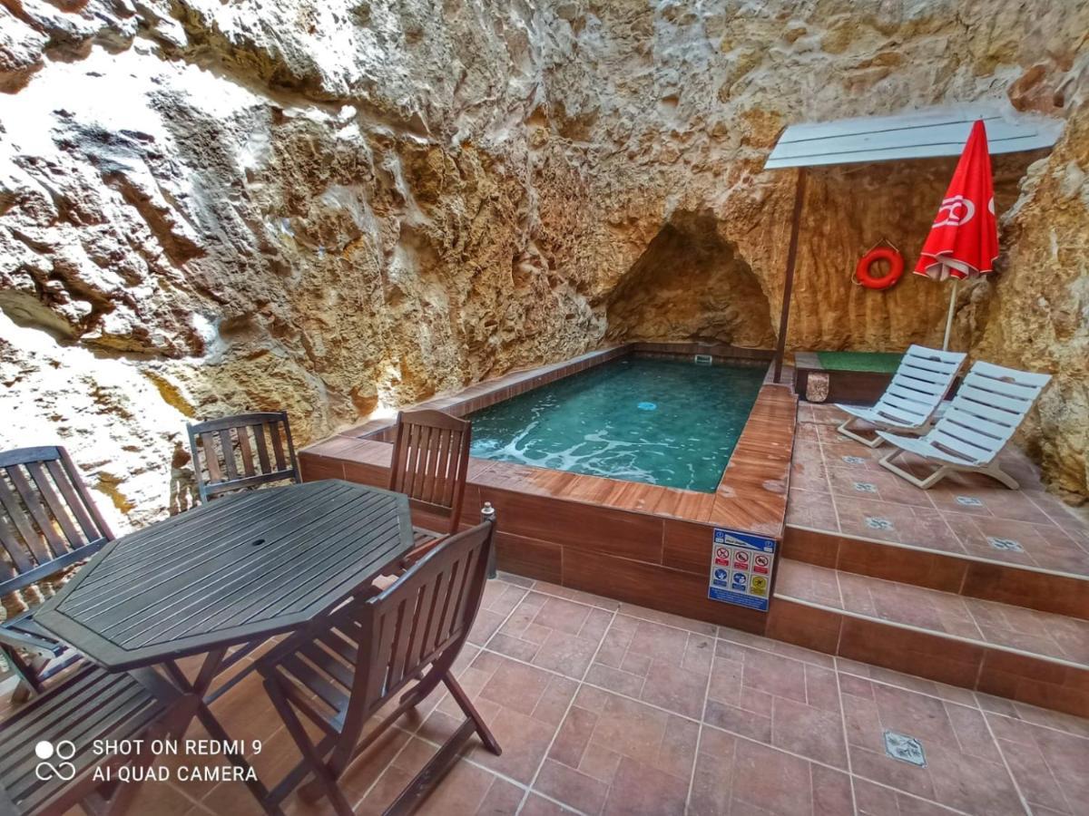 Town House With Private Pool In Village Centre Kalkara Ngoại thất bức ảnh
